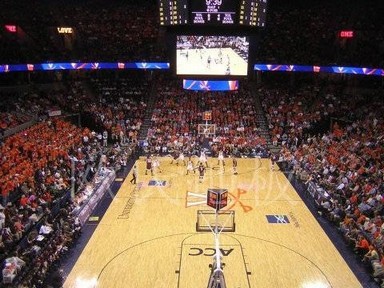 實木運動地板的不同材質