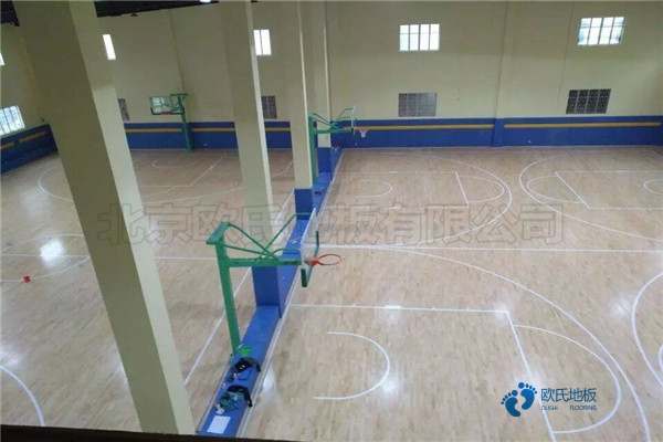 45度斜鋪龍骨運動籃球木地板