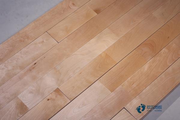 運動場地木地板的排名