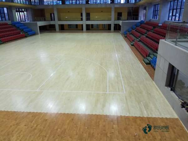 用什么專業運動型地板