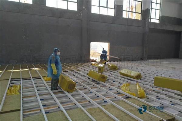 運動場地板品牌哪個好