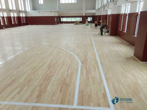 尋求運動館地板品牌哪個好