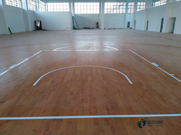 國標籃球運動木地板廠家報價