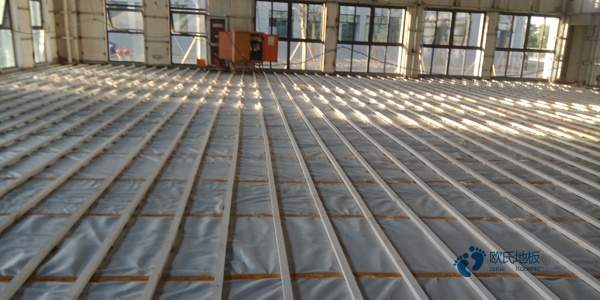 楓木運動體育木地板保養知識