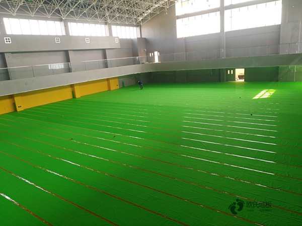 板式龍骨運動場木地板廠家報價