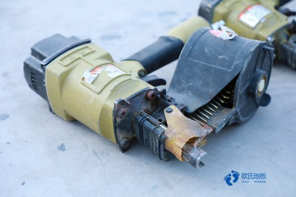 學校籃球地板包工包料