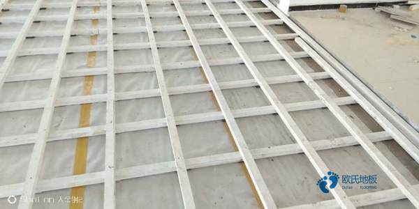 那有體育場地板哪個牌子好