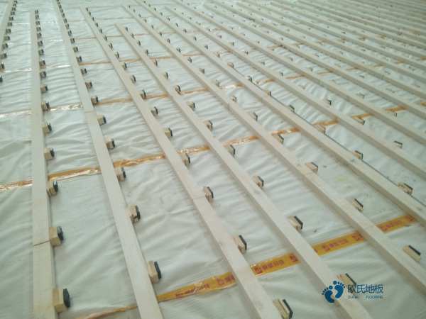 學校運動場地板施工流程