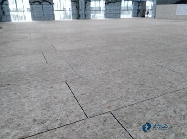 學校籃球場館木地板防護