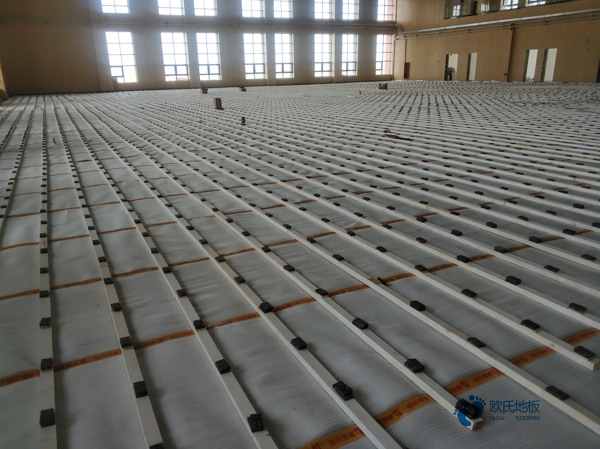 行業(yè)籃球木地板報價