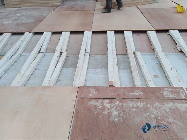 那有體育籃球木地板每平方價格