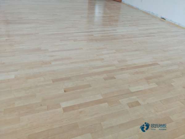 那有籃球木地板價(jià)格