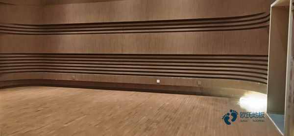 好用的籃球木地板較低價格