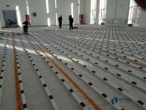 運動場地木地板哪里好2