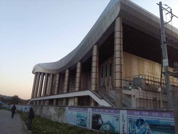 知名體育籃球木地板價格多少