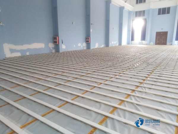 實木籃球體育地板哪個便宜