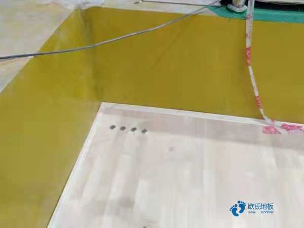 好看的體育運動木地板保修期