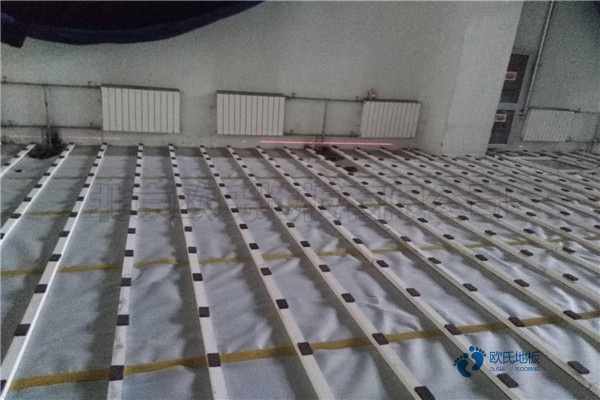 懸浮式運動木地板維護