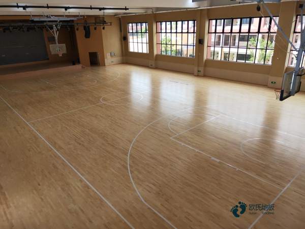 定做運(yùn)動(dòng)場(chǎng)館地板哪個(gè)牌子的好3