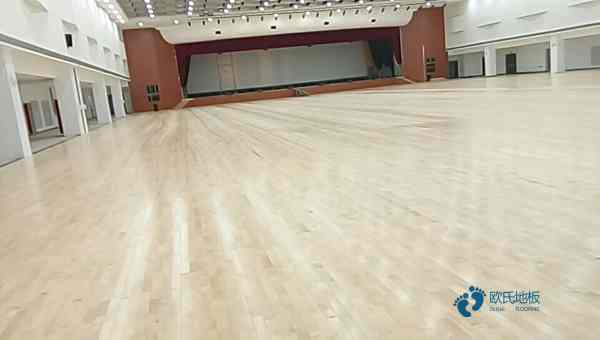 購買運動木地板哪種牌子好1