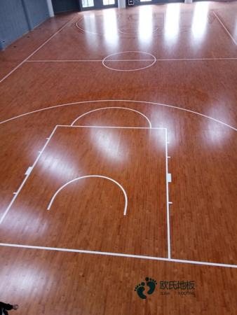 優(yōu)惠的籃球體育地板能健身嗎